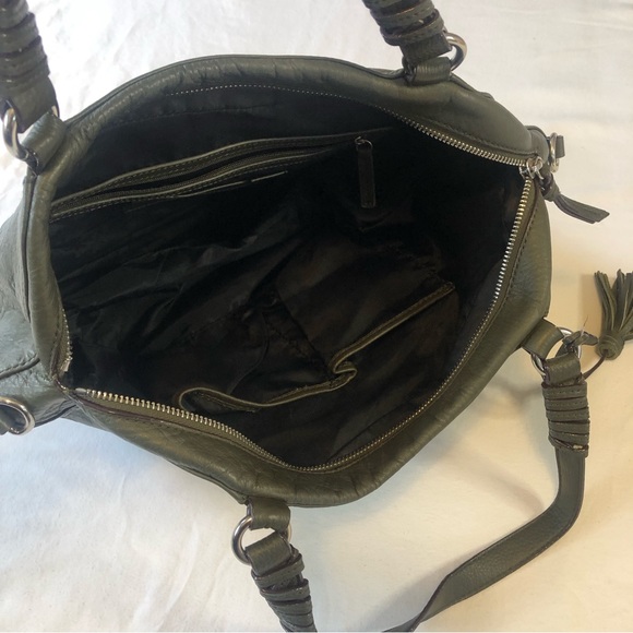 SANCTUARY DAEK OLIVE GREEN PEBBLED LEATHER TASSELED SATCHEL BAG - Picture 5 of 7